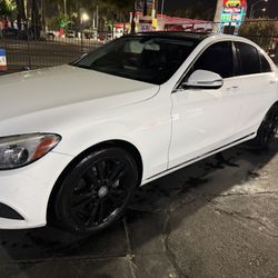 2015 Mercados C300