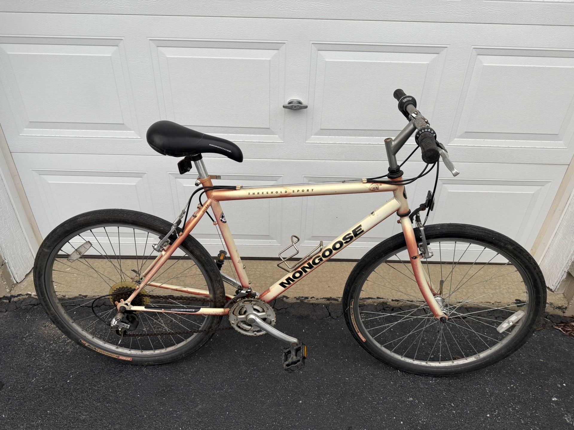 Mongoose 21 Speed Mountain Bike