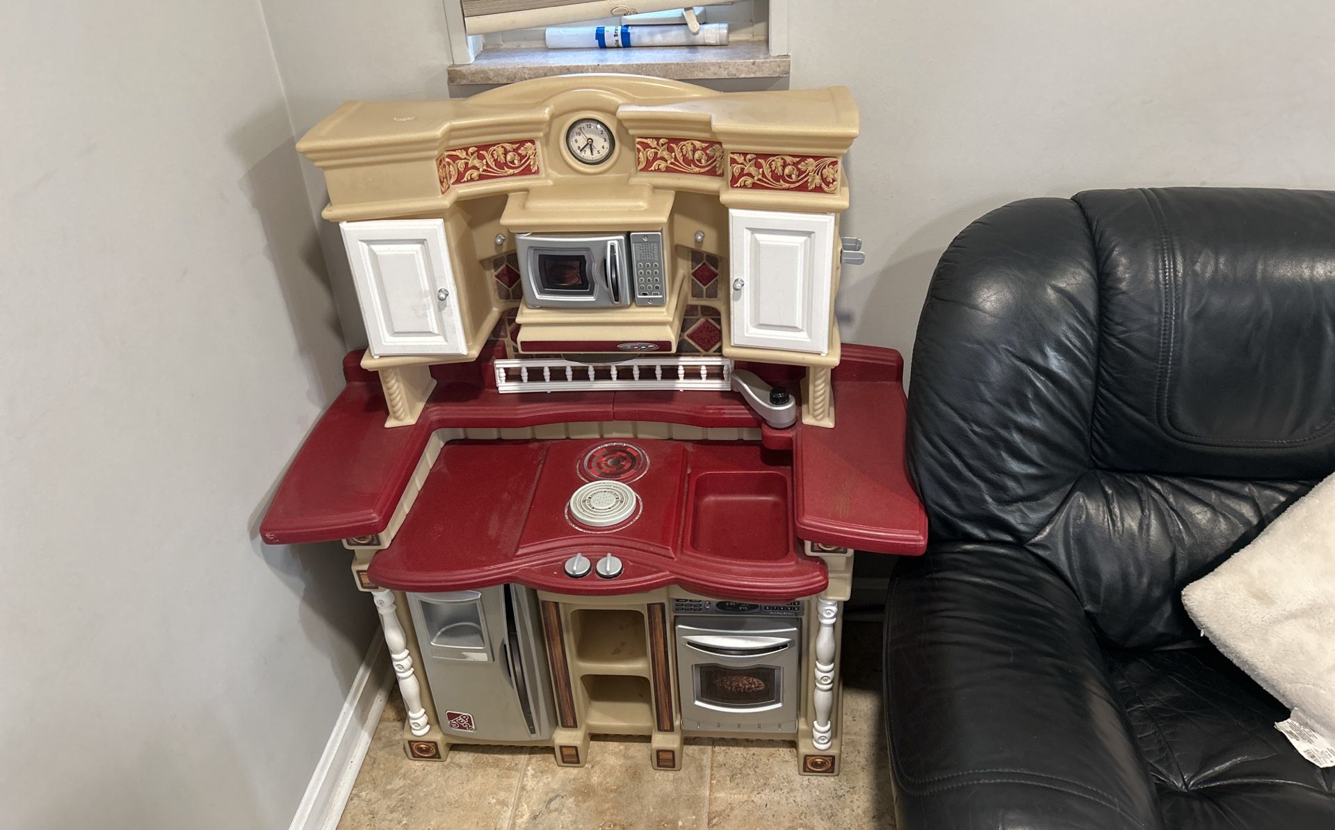 Toy Kitchen