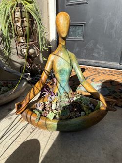 Meditation woman. Clay. 20 inches tall.