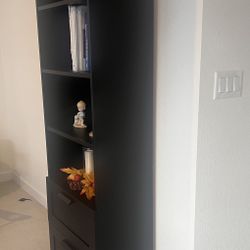 Bookshelf 