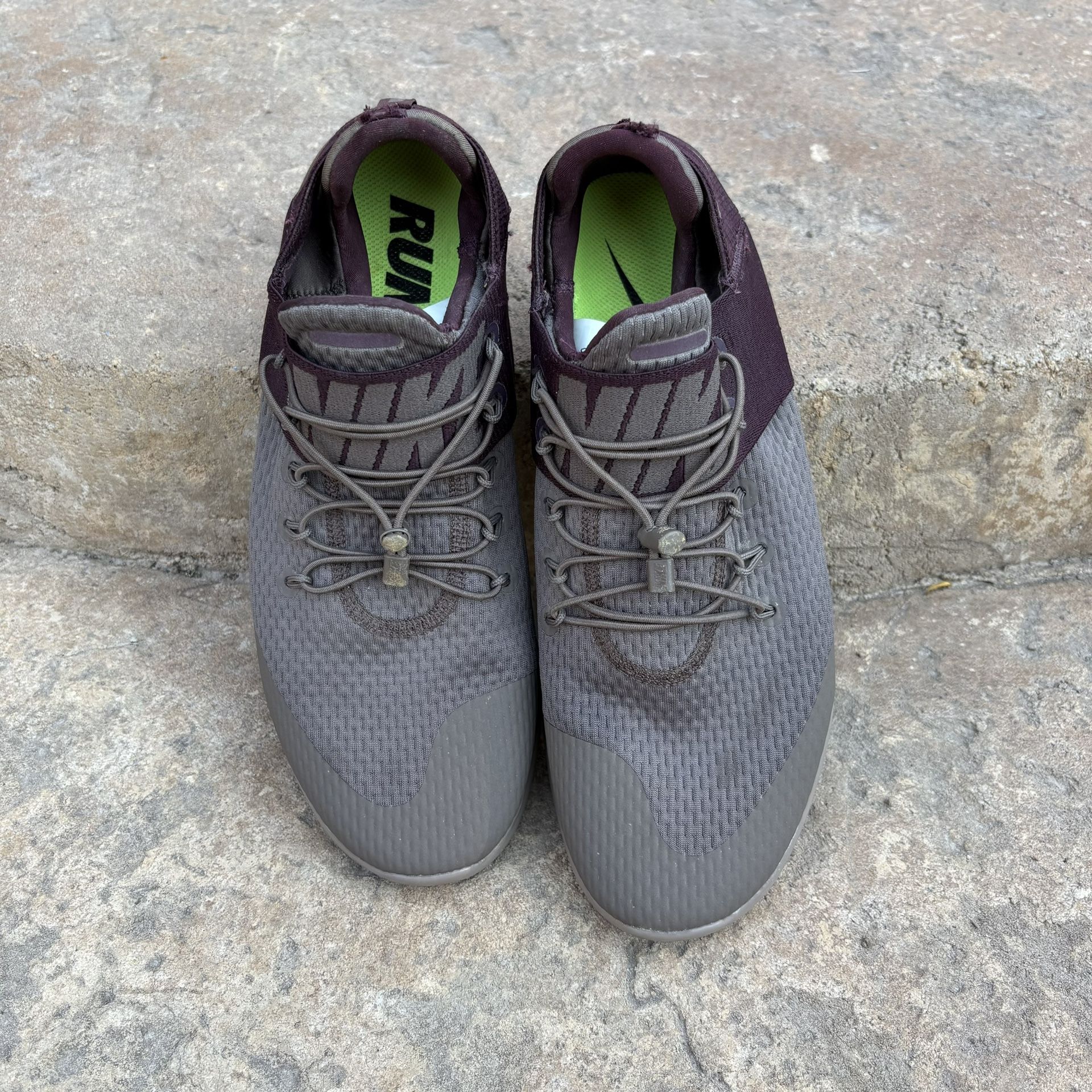 Nike Free Running Shoes Purple / Grey Size 9.5 880841-200