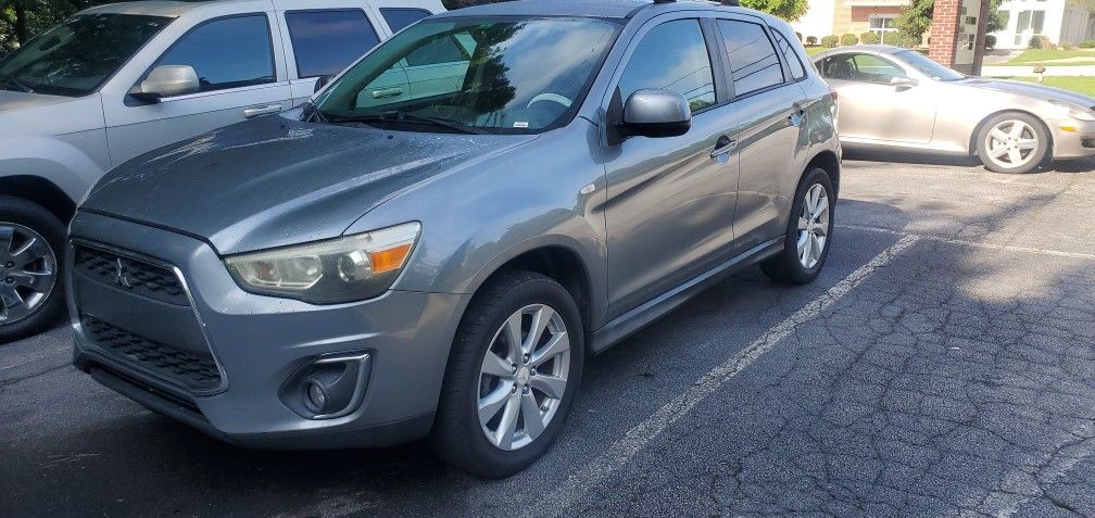 2014 Mitsubishi Outlander