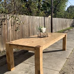 Custom  Dining Table Farm House farmhouse Modern Rustic Set Bench Restoration Hardware Breakfast Oval Table Solid Wood Custom Handcrafted Counter Bar 