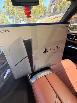 Ps5 disk brand new with limited edition controller