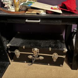 Furniture & Shelving 