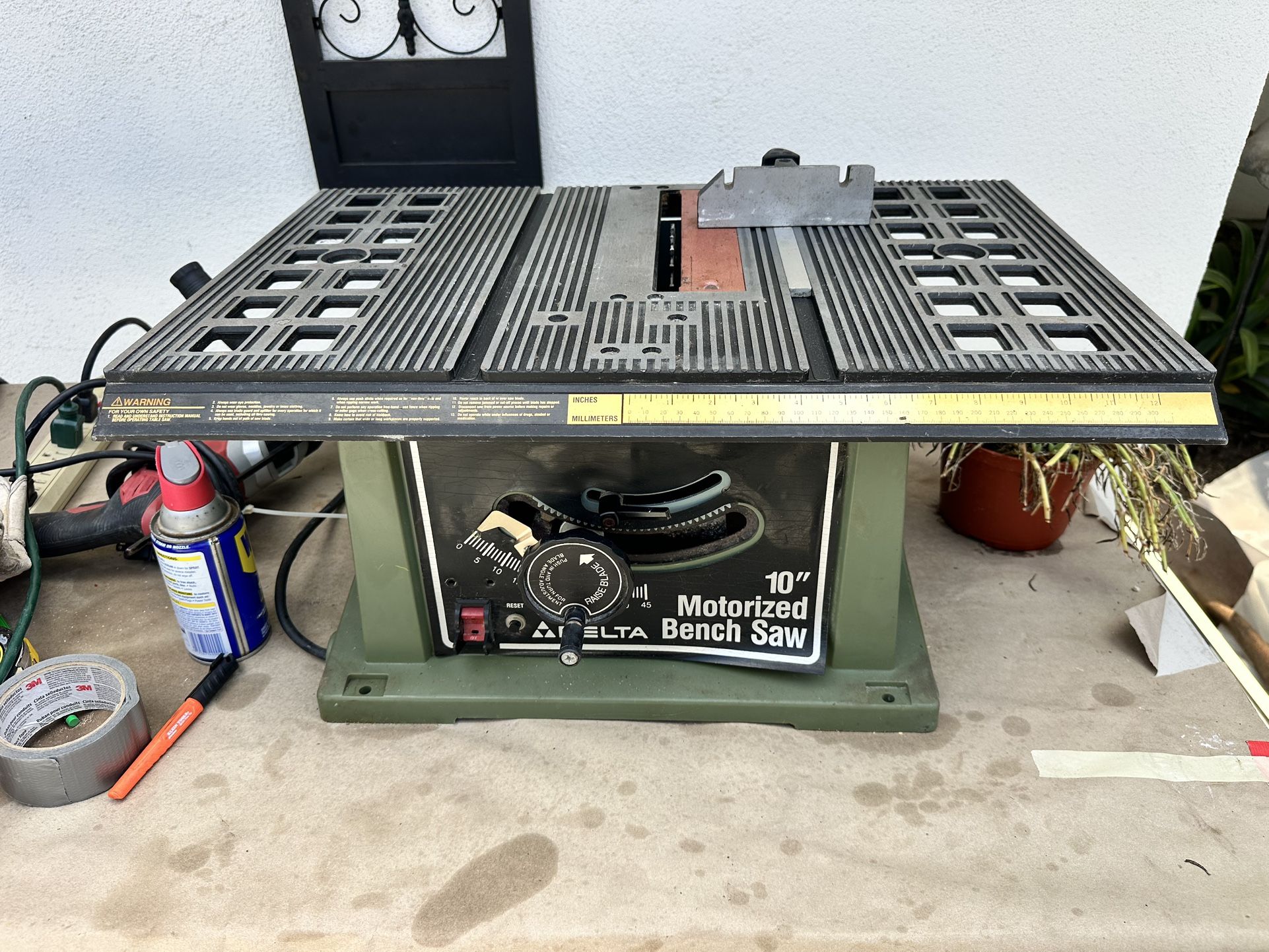 Delta Table Saw