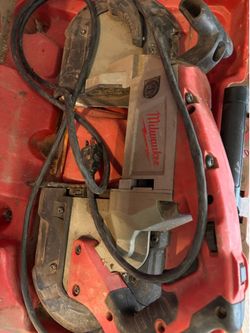 Milwaukee saw M18