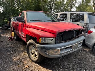 For Parts 1998 Dodge RAM 1500 Parting Out