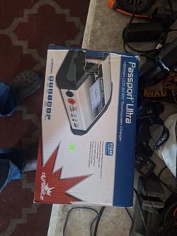 DYNAMITE PASSPORT ULTRA 100WATS PARK FLYER AND HANGER 9 Digital Voltage Loader 