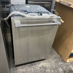 Thermador Stainless Steel Dishwasher Star Sapphire Series