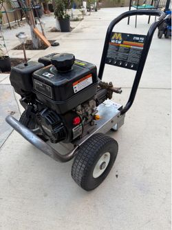 Mi-T-M KOHLER SH series 6.5 hp 2700 psi pressure washer commercial gas runs great i have hose but you need the gun asking $375 thanks