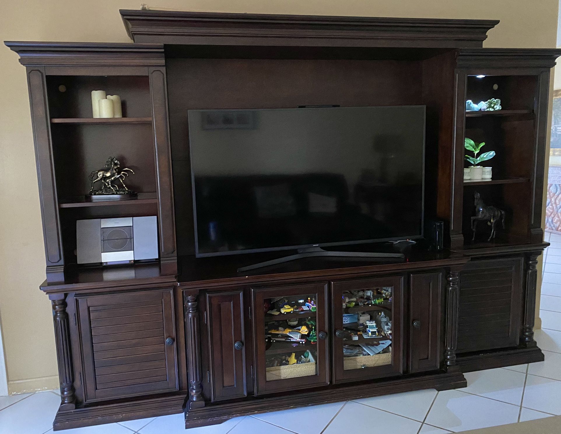 Wall Unit Entertainment Bookshelves 