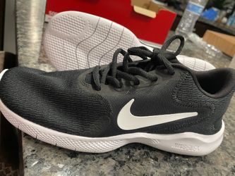 Women Nike Size 6W