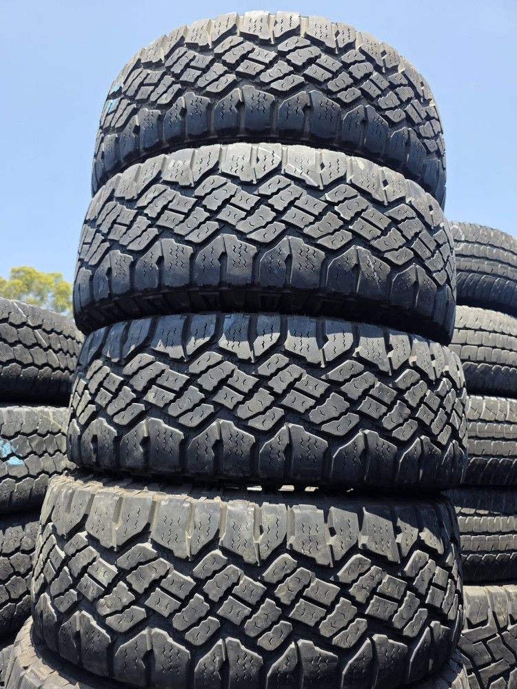 275 65 18 Tires Con 80% De Vida Las 4 De La Marca GOODYEAR