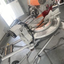 Table Saw And Miter Saw 