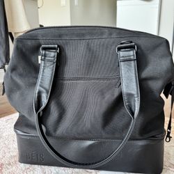 Beis Mini Weekender Bag With Detachable Bottom In Black