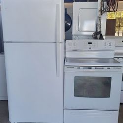 KENMORE REFRIGERATOR WITH ICE MAKER AND GLASSTOP ELECTRIC STOVE, FREE DELIVERY AND INSTALLATION, 30 DAYS WARRANTY