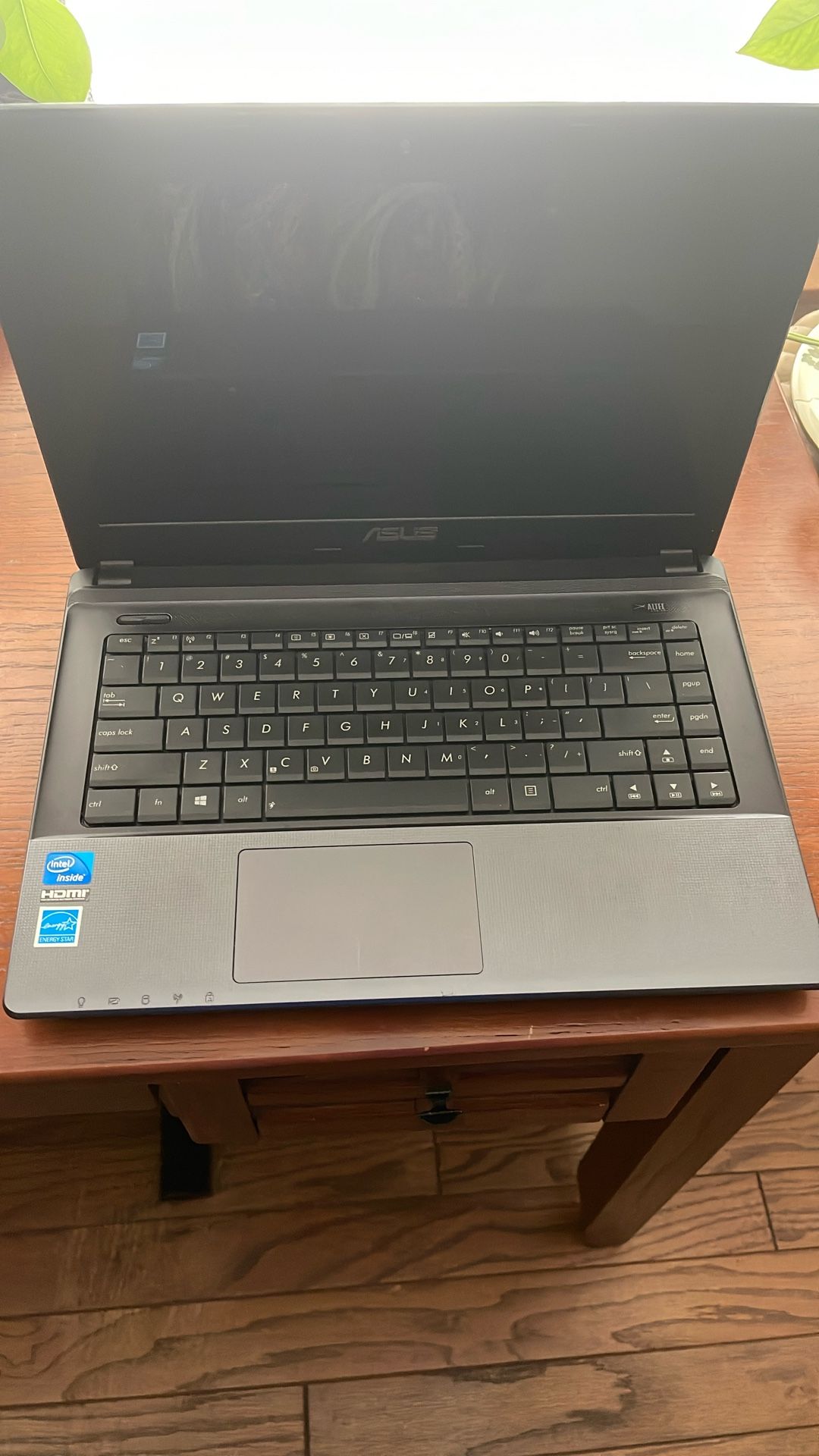 ASUS Laptop Computer 