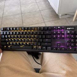 SteelSeries Apex Pro Keyboard 