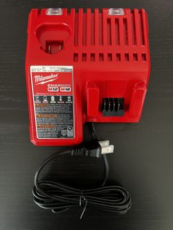 Milwaukee M12/M18 Battery Charger