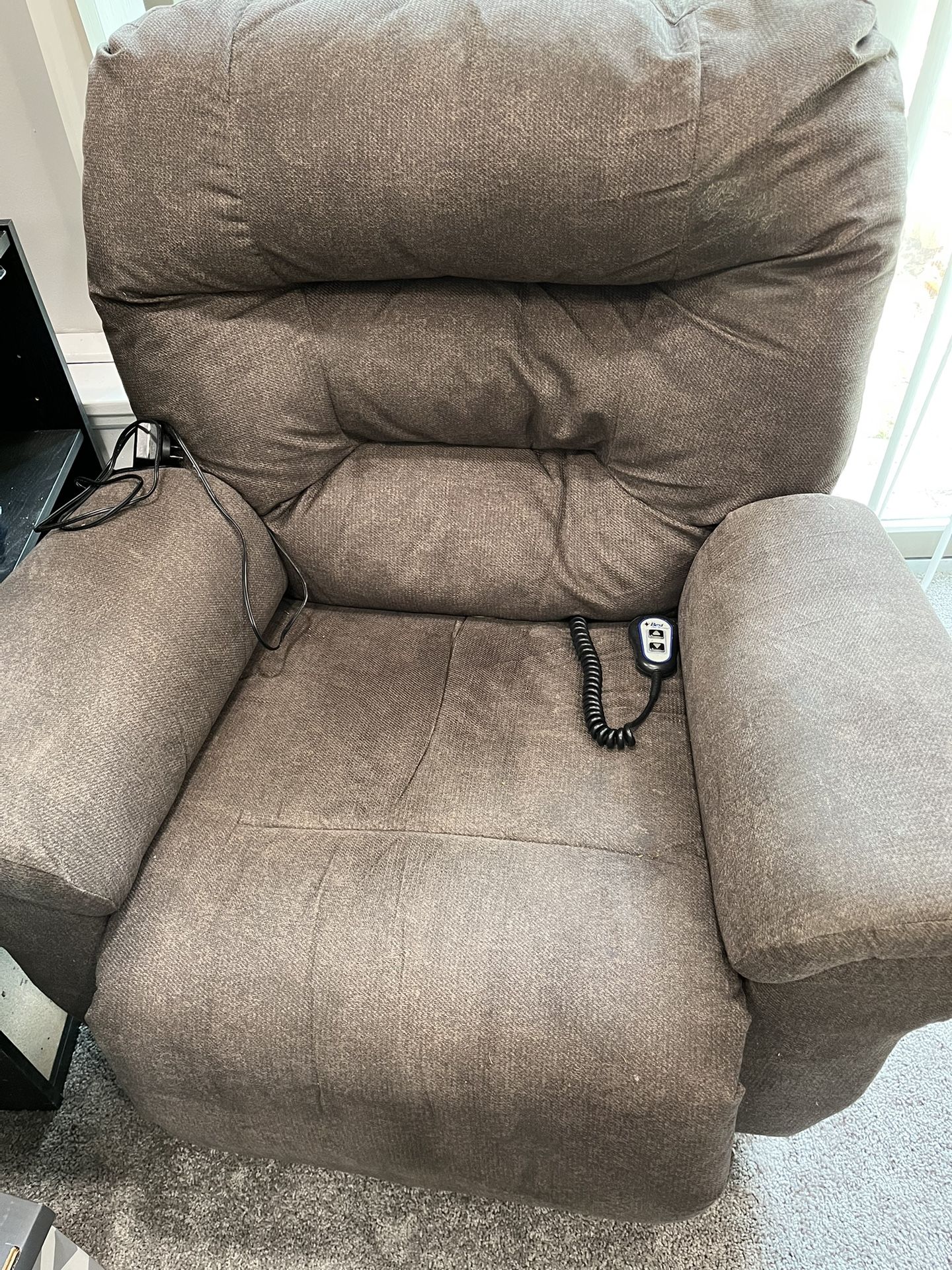 Brown Electric Lounge Chair