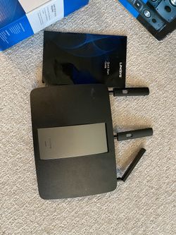 LINKSYS Router