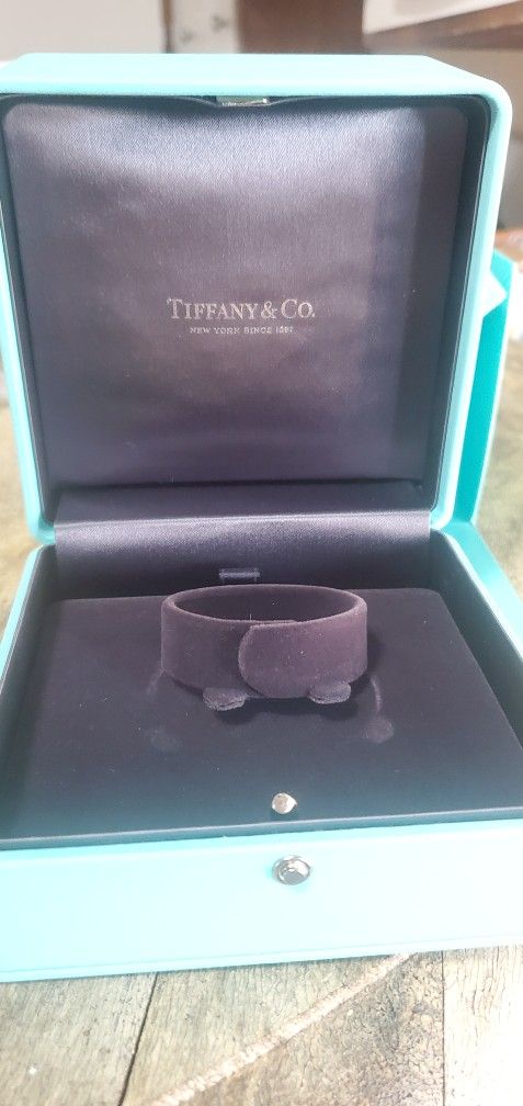 Tiffany And Co. Watch OR Bracelet Holder.