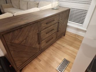 Pike and Main Galena Accent Console - Costco