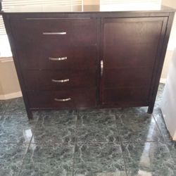 Armoire Chester Drawer