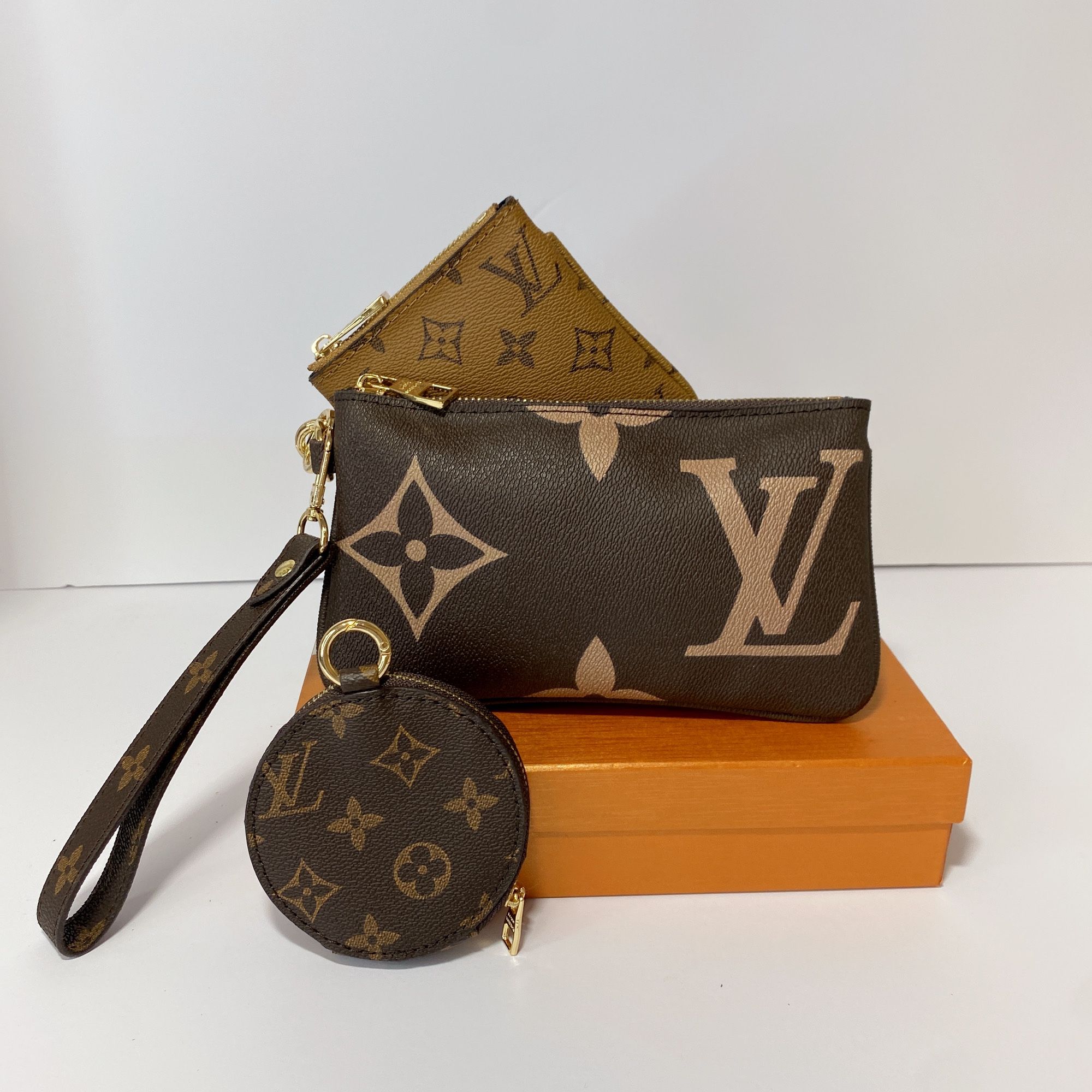 Louis Vuitton Trio Pouch - Main Image