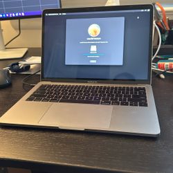 Space Gray MacBook 2017 8gb 128gb SSD