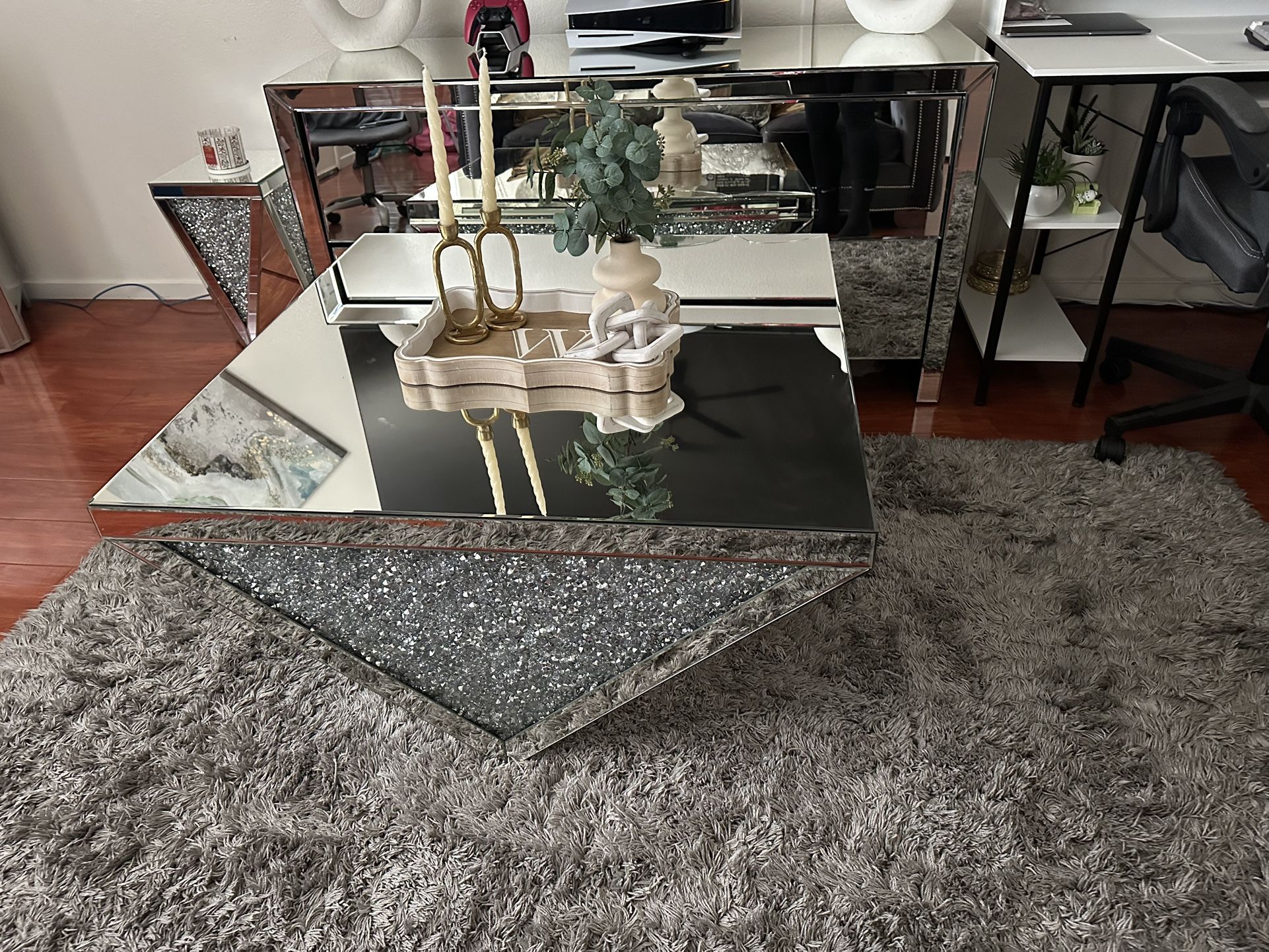 Mirror Table