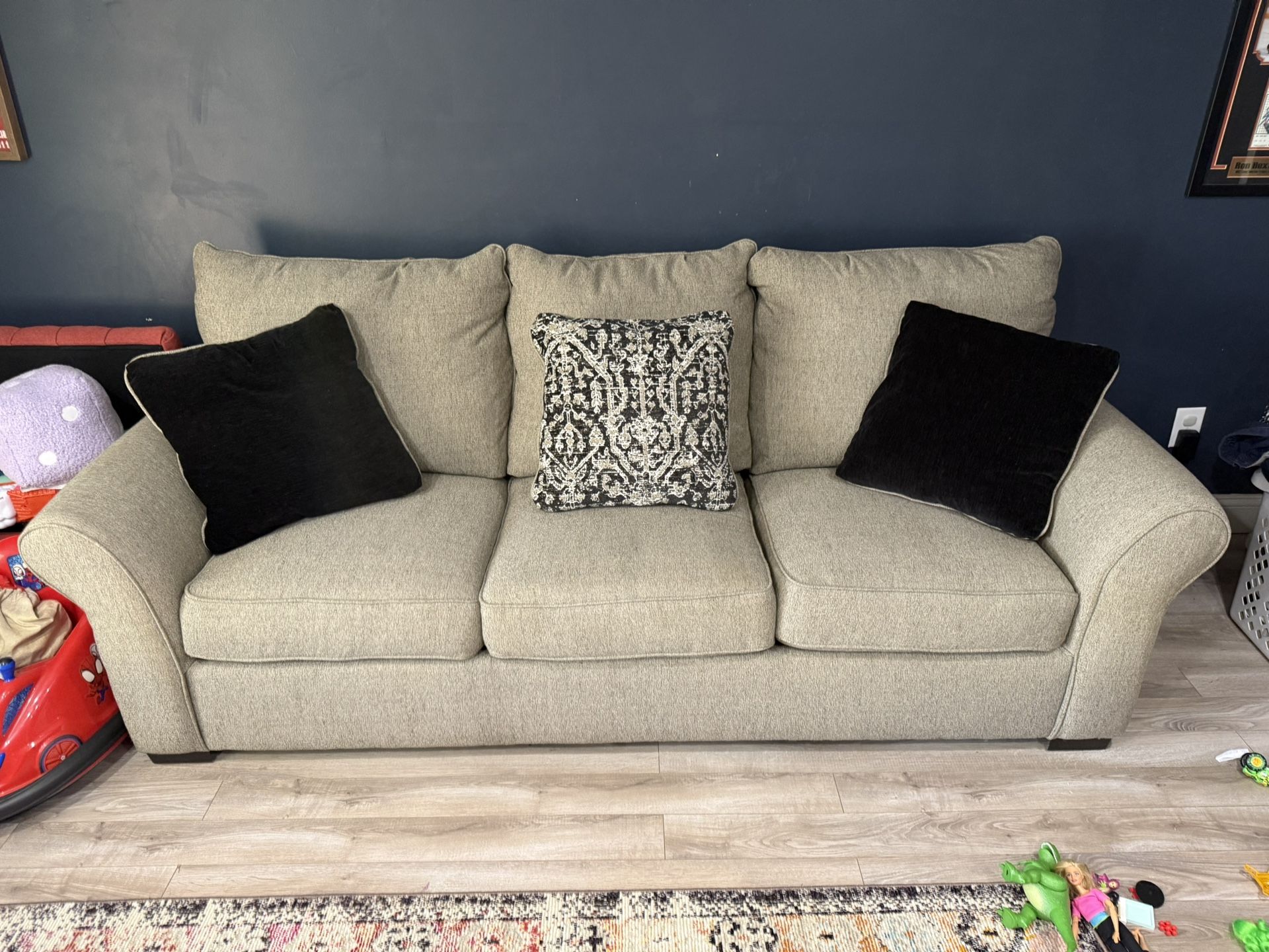 Gray sofa NEED GONE ASAP