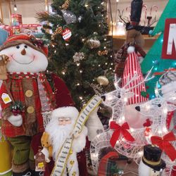 Hugs Selection Of New Christmas Decorations At Great Prices. Trees Light's Outdoor Inflatables And Tons More. 