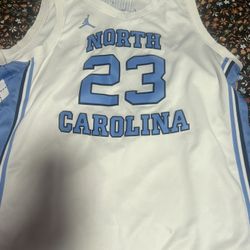 Michael Jordan UNC jersey XL