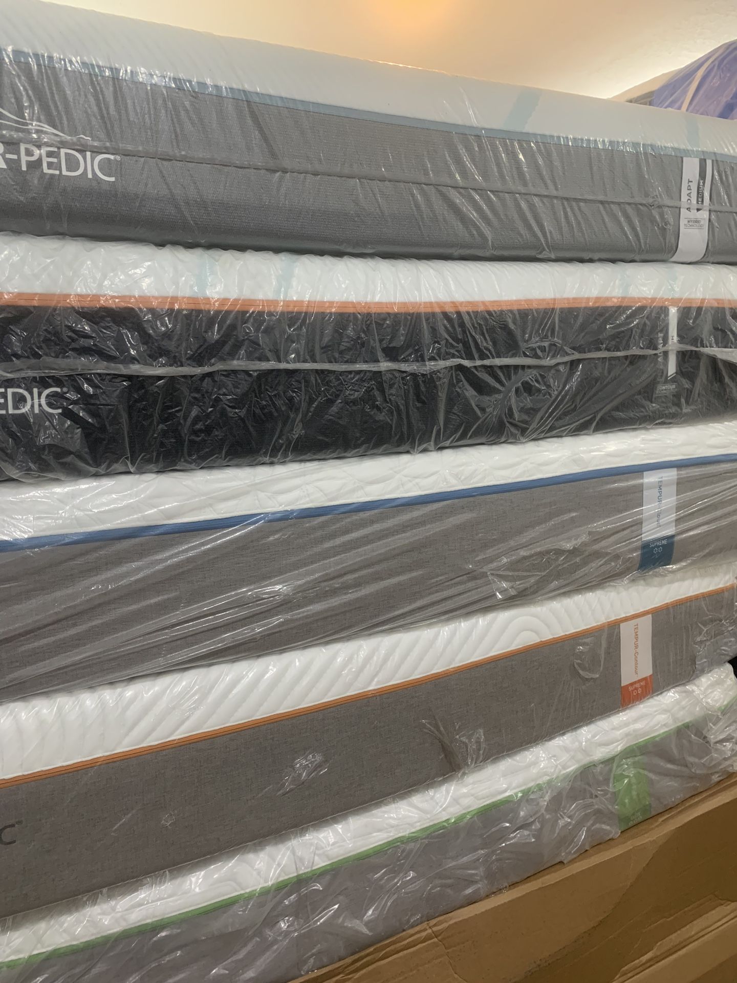 King Queen Size Tempurpedic ProAdapt ProBreeze LuxeBreeze Mattress Pro Breeze /Luxe Adapt /Pro Adapt /Adapt /cloud /Tempur pedic contour Supreme