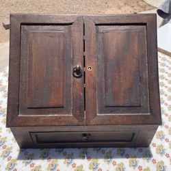  Vintage desk top Charming rustic wooden cabinet with a drawer. Features a natural wood finish. Good condition Just beautiful  