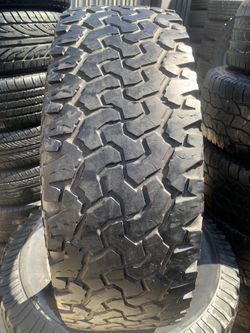 LT285-75-16 bfgoodrich all terrain $240 all 4 tires with installation