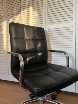 black chair