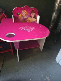 DISNEY Princess Desk