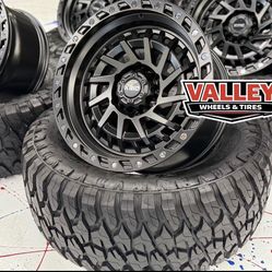 18” KMC CHEVY WHEELS   