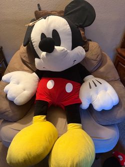 Giant Mickey Mouse + Minnie Mouse Plush Stuffed Animals Set