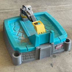 Little Tikes Dirt Diggers Excavation Sandbox