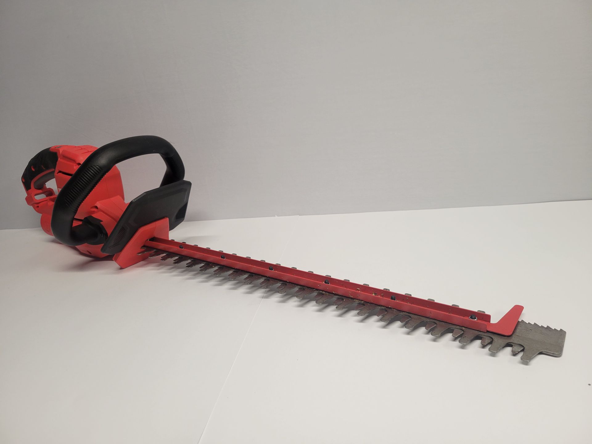 Electric Hedge Trimmer Craftsman 22-in Corded - Used Once