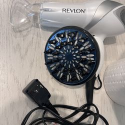 REVLON Infrared Hair Dryer with Diffuser - Ionic Blow Dryer, Diffuser, and Concentrator, Infrared Heat Technology to Prevent Over-Drying for Shiny, So