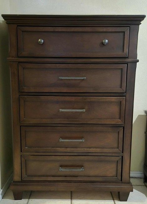Wood Dresser