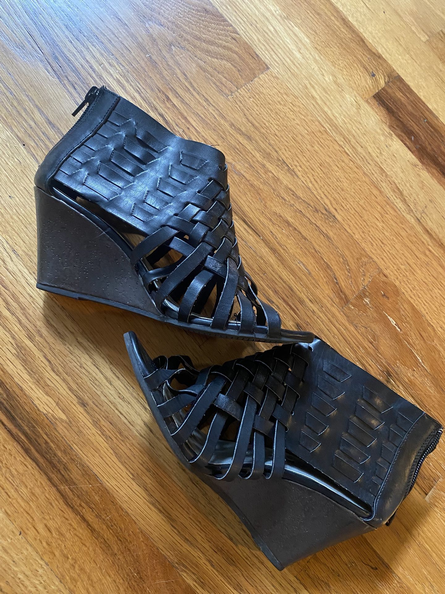 Wedges Sandals Size 6-6.5