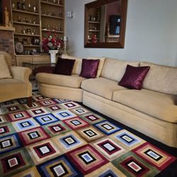 Moving: Elegant Sofa And Chair With Ottoman 