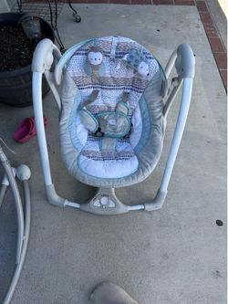 Baby swings